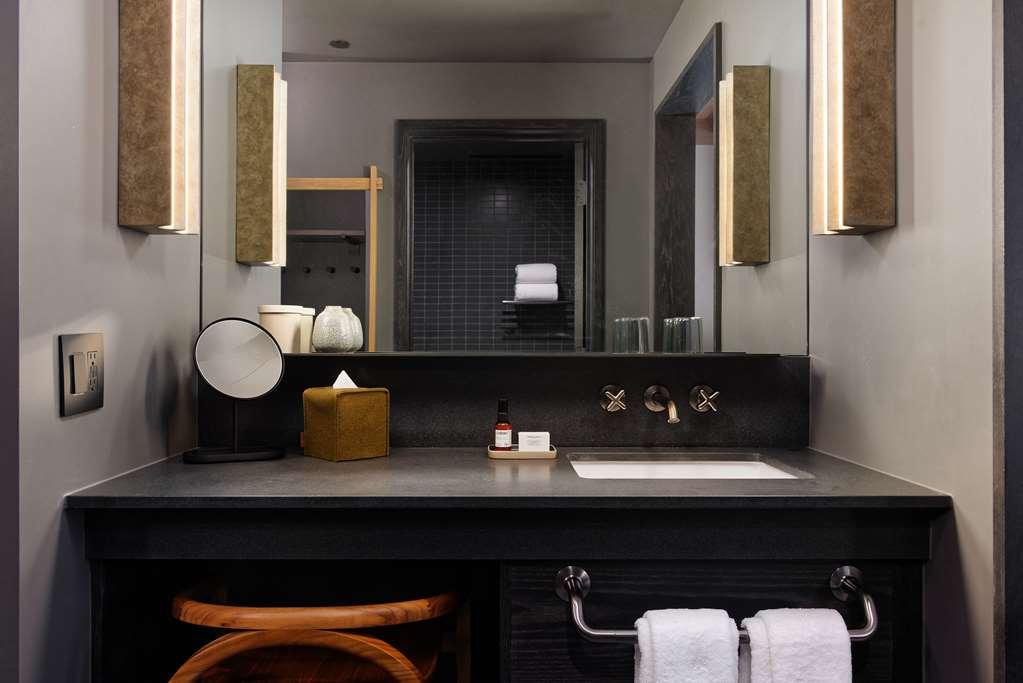 Mollie Aspen Hotel Room photo
