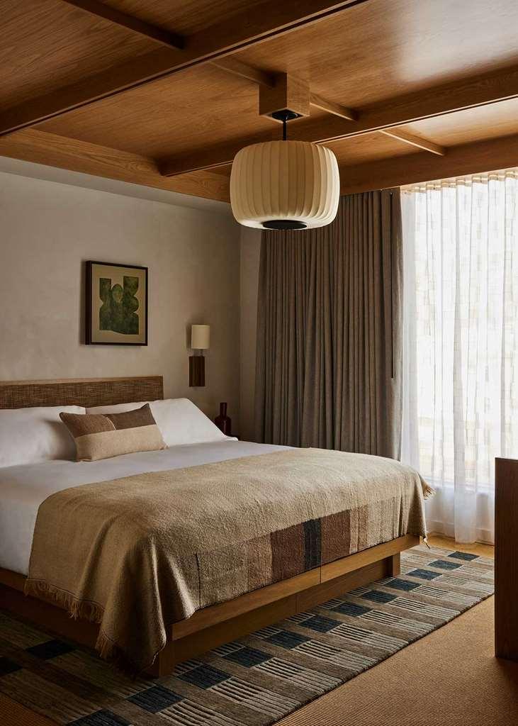 Mollie Aspen Hotel Room photo