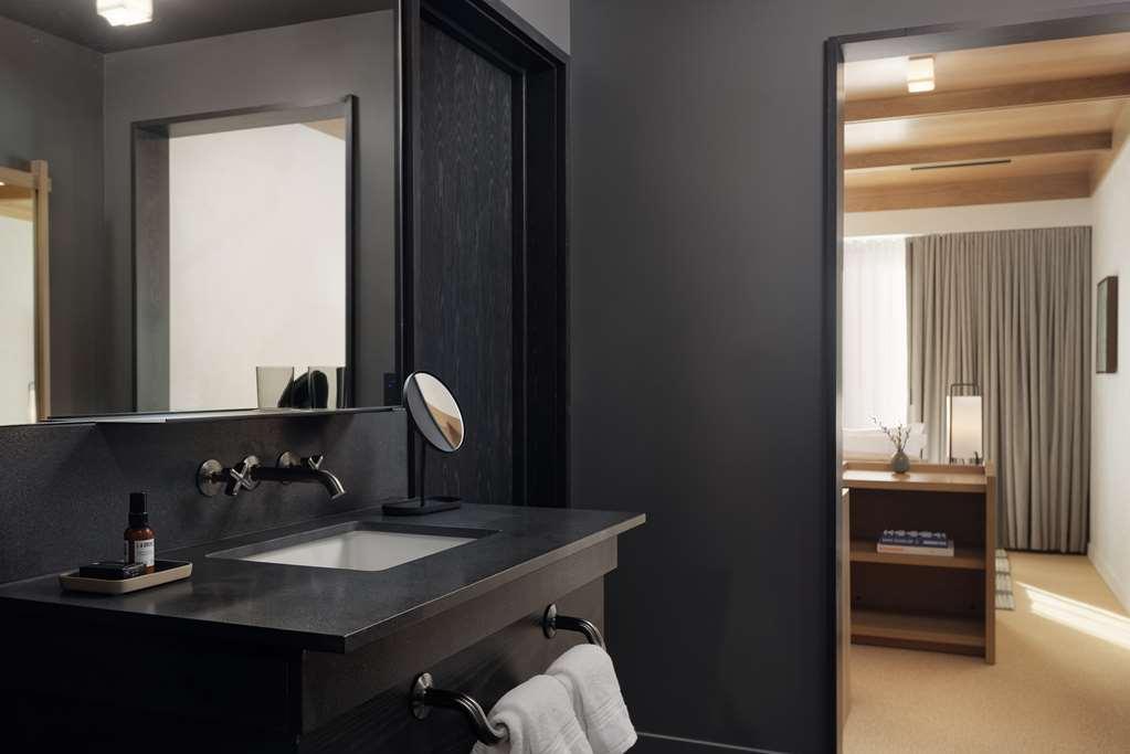 Mollie Aspen Hotel Room photo