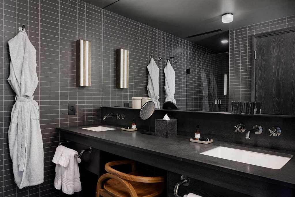 Mollie Aspen Hotel Room photo
