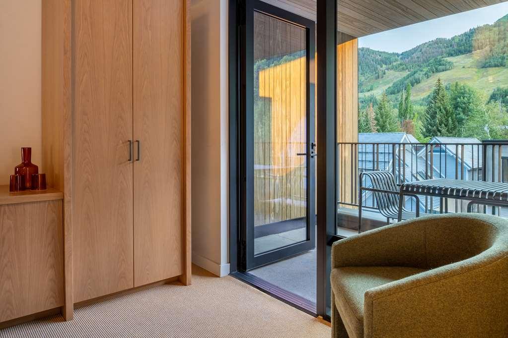 Mollie Aspen Hotel Room photo